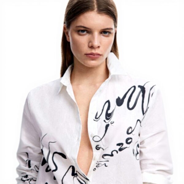 Sweat à capuche Desigual Femme Oversize Imprimé Arty Blanc