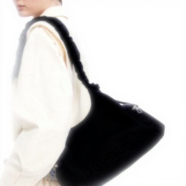 Sac à épaule Desigual Montville Logo Noir femme élégant